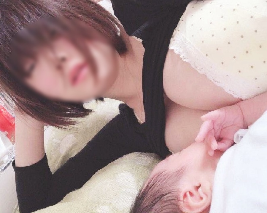 【動画】巨乳ママさん、赤ちゃんへの授乳中に絶頂してしまうｗｗｗ