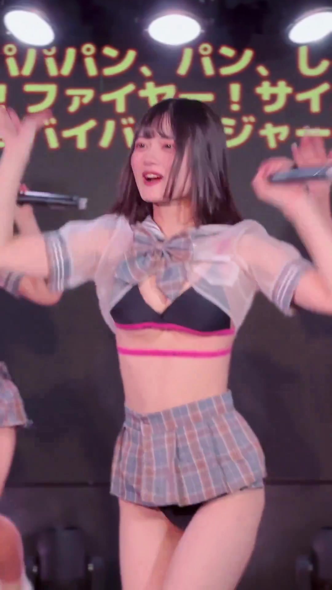 地下アイドル公開レイプ 動画】地下アイドルのイベントがエロ過ぎる。上客のファンにはチンポ触りのサービスもアリｗｗｗ – オカズランド