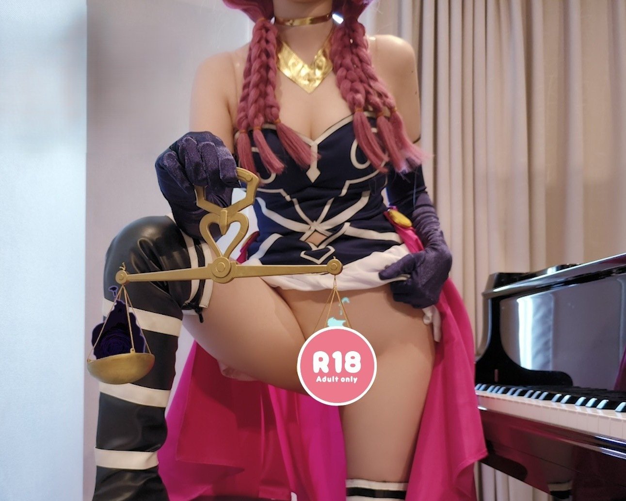 【画像】おっぱいピアノさん、ファンに「おっぴろげろ」と命令されて本当にヤってしまう・・・